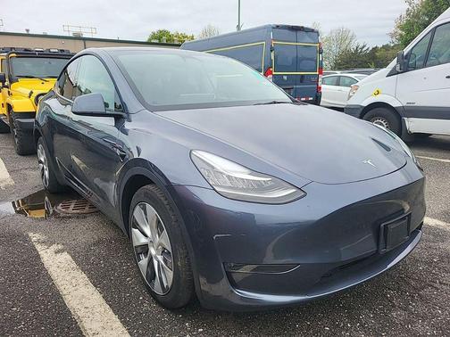 Gray 2023 Tesla Model Y Long Range Dual Motor All-Wheel Drive