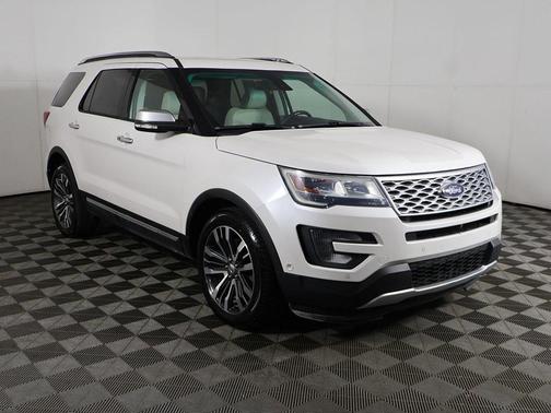 2016 Ford Explorer Platinum