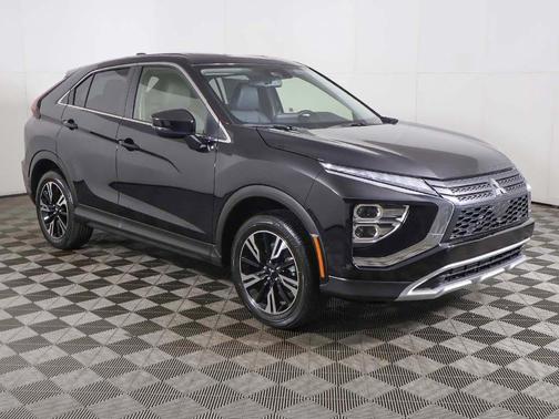 Labrador Black Pearl 2026 Mitsubishi Eclipse Cross SE