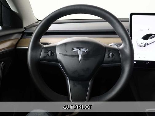 2022 Tesla Model 3 Standard Range