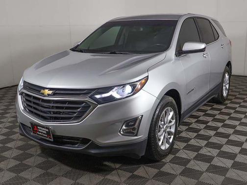 Silver Ice Metallic 2018 Chevrolet Equinox LT