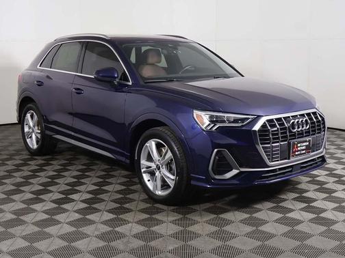 2022 Audi Q3 45 S line Premium Plus