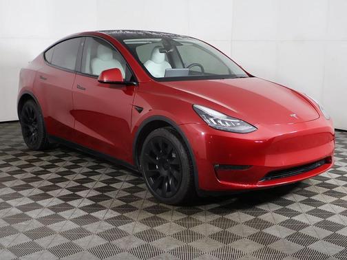 2022 Tesla Model Y Long Range Dual Motor All-Wheel Drive