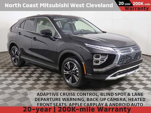 Labrador Black Pearl 2026 Mitsubishi Eclipse Cross SE