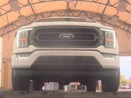 Oxford White 2023 Ford F-150 XLT