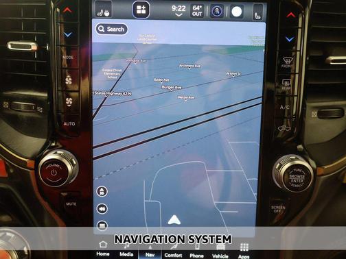 Diamond Black Crystal Pearlcoat 2022 RAM 1500 Longhorn