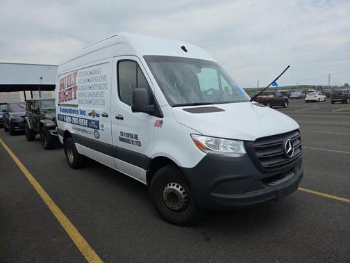 White 2019 Mercedes-Benz Sprinter 3500 Cargo 144 WB
