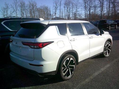 2022 Mitsubishi Outlander ES 2.5 S-AWC