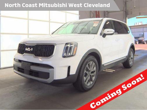 Glacial White Pearl 2023 Kia Telluride LX
