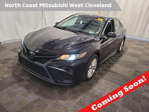 Midnight Black Metallic 2024 Toyota Camry SE