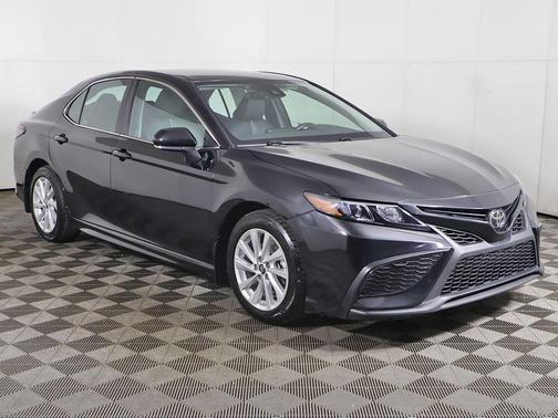 Midnight Black Metallic 2024 Toyota Camry SE