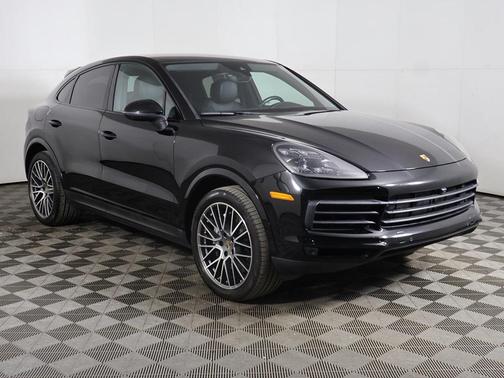 2023 Porsche Cayenne Platinum Edition