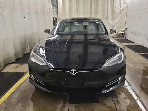2018 Tesla Model S 75D