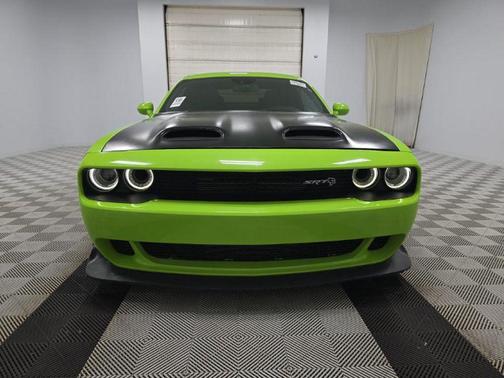 Sublime Pearlcoat 2019 Dodge Challenger SRT Hellcat