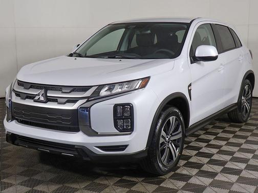 White Diamond 2026 Mitsubishi Outlander Sport 2.0 ES