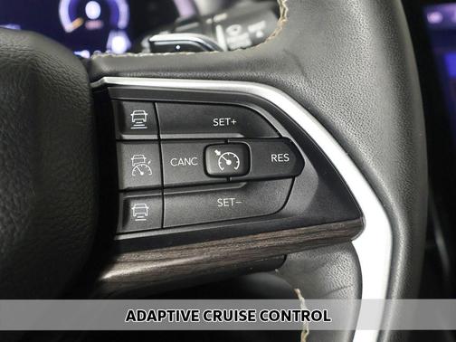 Baltic Gray Metallic Clearcoat 2023 Jeep Grand Cherokee L Limited