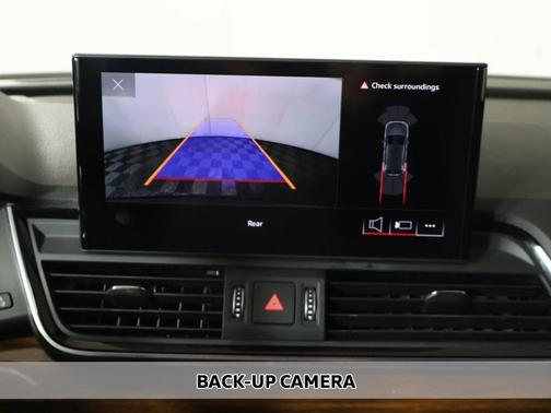 2022 Audi Q5 45 S line Premium