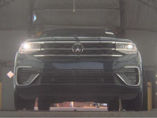 2023 Volkswagen Atlas 3.6L SEL Premium