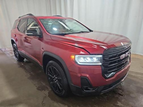 Cayenne Red Tintcoat 2022 GMC Acadia FWD SLT