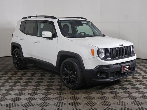 Alpine White 2018 Jeep Renegade Altitude