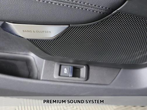 2023 Audi e-tron GT Premium Plus quattro