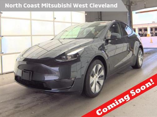 2024 Tesla Model Y Long Range Dual Motor All-Wheel Drive