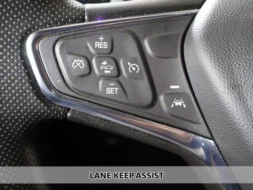 Mosaic Black Metallic 2024 Chevrolet Malibu FWD 1LT