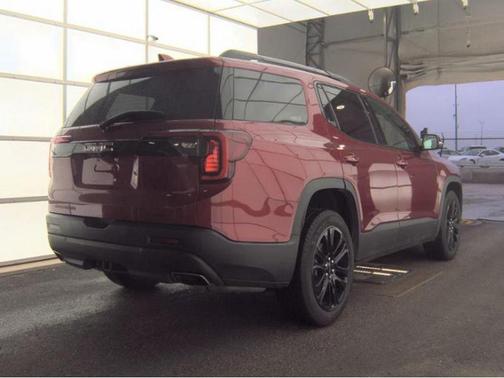 2023 GMC Acadia AWD SLT