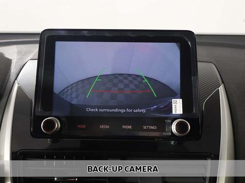 Labrador Black Pearl 2026 Mitsubishi Eclipse Cross SE
