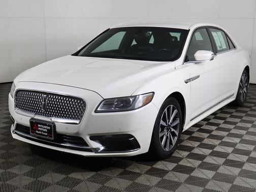2018 Lincoln Continental Premiere