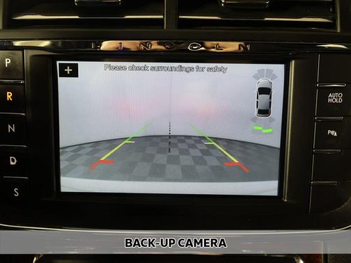 2018 Lincoln Continental Premiere