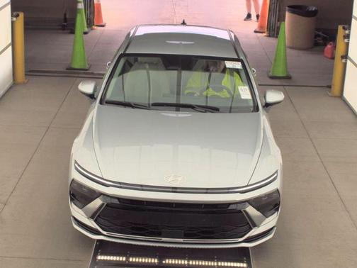 Aero Silver 2025 Hyundai SONATA SEL