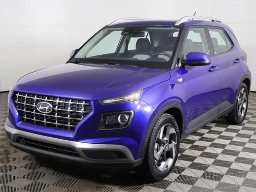 2023 Hyundai VENUE SEL