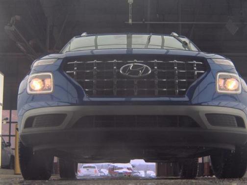 2023 Hyundai VENUE SEL