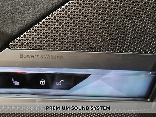 Black 2025 BMW 740 xDrive