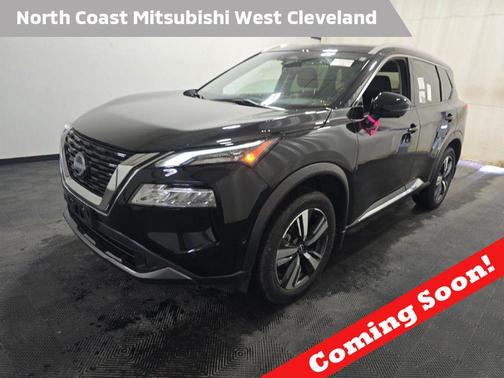 Super Black 2023 Nissan Rogue SL