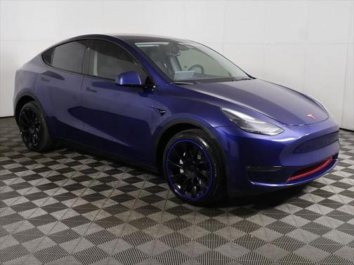 2024 Tesla Model Y Long Range Dual Motor All-Wheel Drive