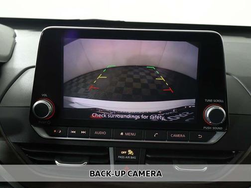 Pearl White Tricoat 2023 Nissan Altima 2.5 SV