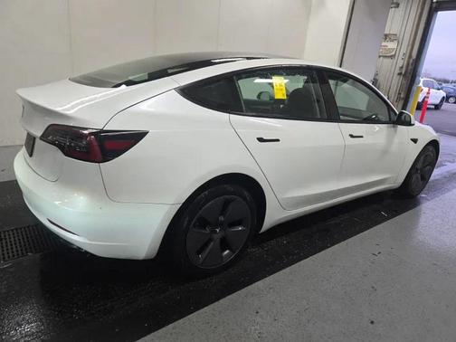2023 Tesla Model 3 Standard Range