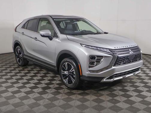 Alloy Silver Metallic 2026 Mitsubishi Eclipse Cross SE