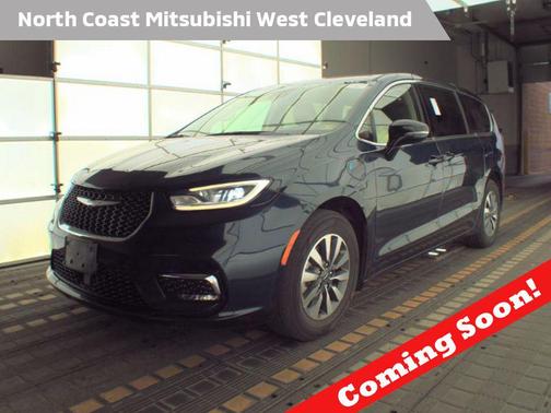 Fathom Blue Pearlcoat 2024 Chrysler Pacifica Hybrid Select