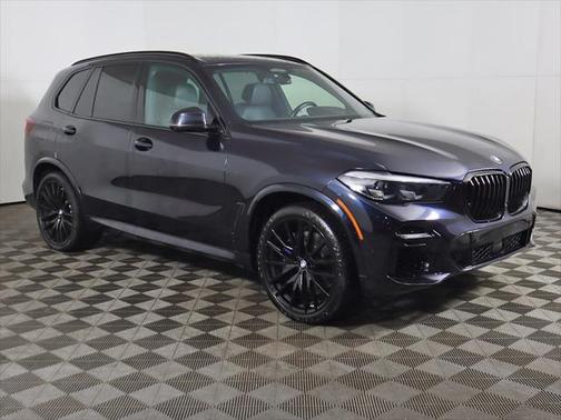 2022 BMW X5 M50i