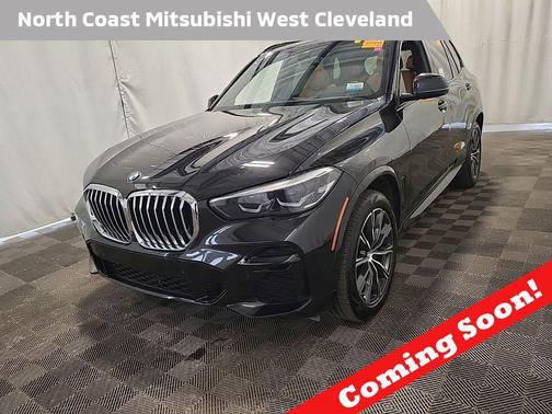 Black 2022 BMW X5 xDrive40i