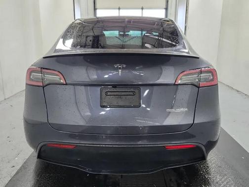 2023 Tesla Model Y Performance Dual Motor All-Wheel Drive