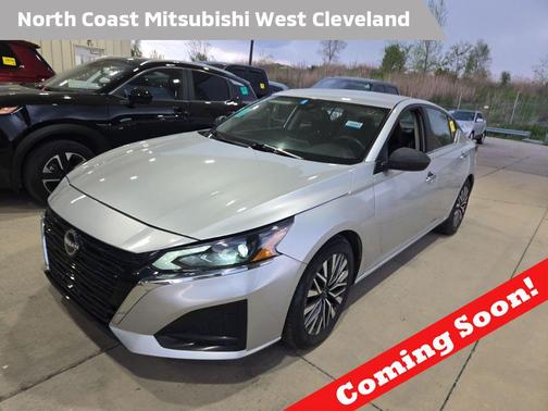 Brilliant Silver Metallic 2024 Nissan Altima 2.5 SV