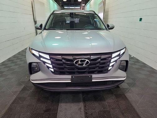 Shimmering Silver 2022 Hyundai TUCSON SEL