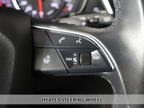 2022 Audi Q5 45 S line Premium