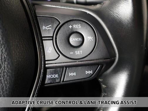 Ice Cap 2023 Toyota Camry SE