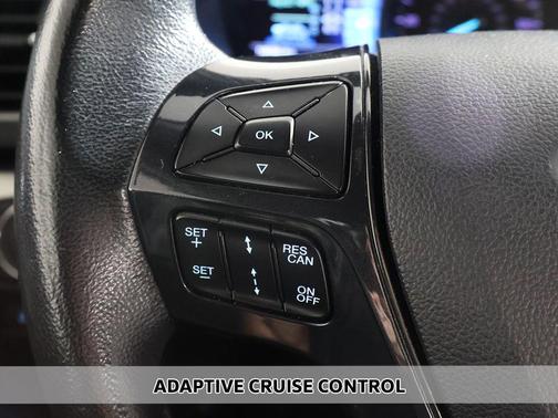 Magnetic Metallic 2018 Ford Explorer XLT