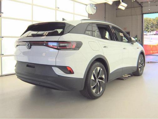 2021 Volkswagen ID.4 Pro
